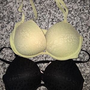 PINK Victoria's Secret Light Green Studded Strap Leopard Lace Super Push-Up Bra